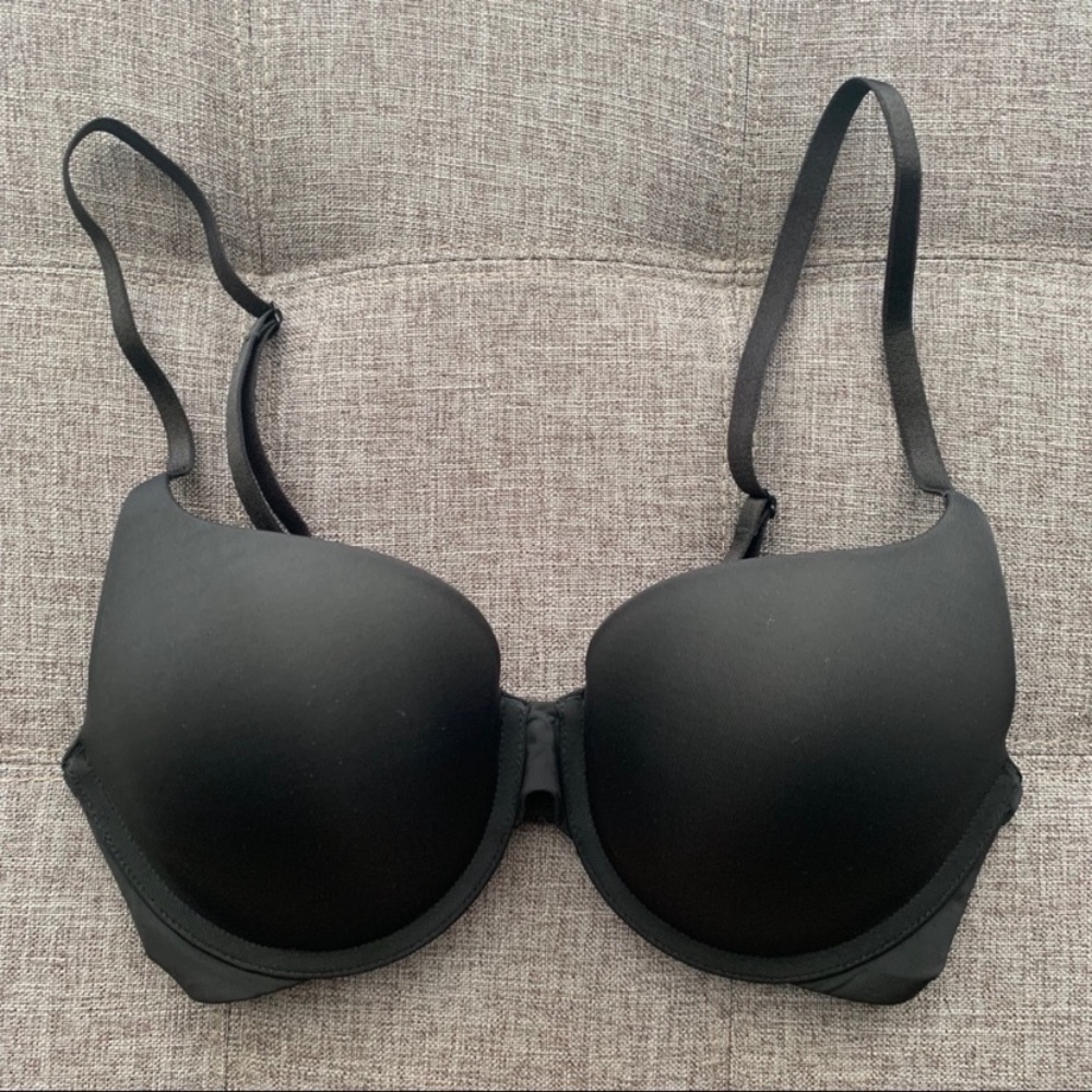Victoria Secret - The T-Shirt Perfect Shape Bra